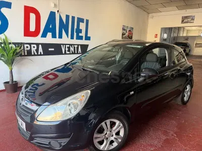 Usado Opel Corsa Sport 75 CV (55 kW) 2007 Negro Utilitario