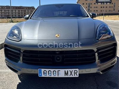 Gris / plata Usado 2020 Porsche Cayenne Coupe Coupe | 64.950 €