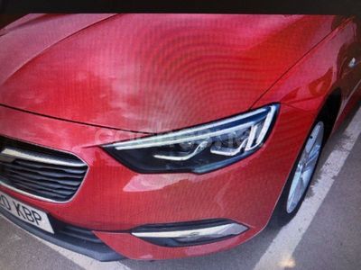 Usado Opel Insignia 136 CV (100 kW) 2017 Rojo Berlina
