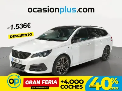 Usado Peugeot 308 GT 130 CV (95 kW) 2021 Blanco Familiar