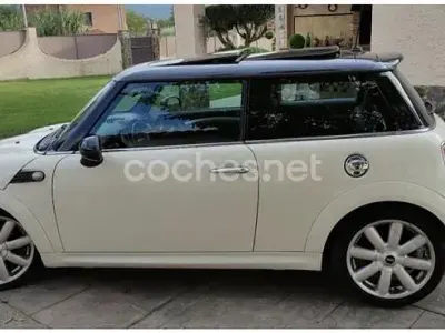Usado Mini Cooper 120 CV (88 kW) 2007 Blanco Utilitario