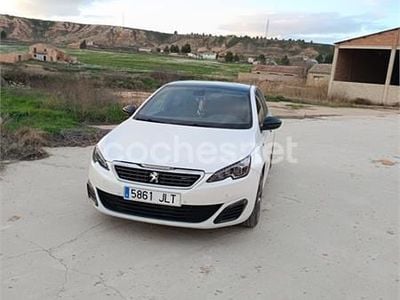 Usado Peugeot 308 GT 205 CV (150 kW) 2016 Blanco Berlina