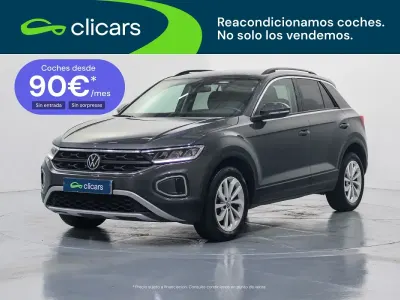 Usado VW T-Roc Life 115 CV (84 kW) 2022 Gris / plata SUV
