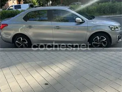 Usado Citroën C-Elysee I PureTech 82 CV (60 kW) 2019 Gris / plata Berlina