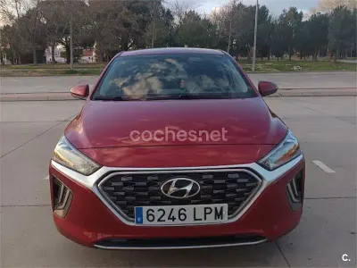Usado Hyundai Ioniq 141 CV (103 kW) 2021 Rojo Utilitario