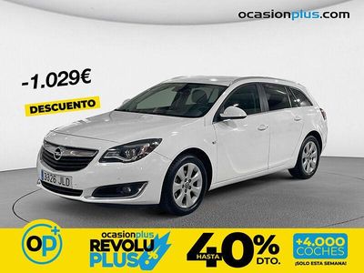 Usado Opel Insignia Selective 136 CV (100 kW) 2016 Blanco Familiar