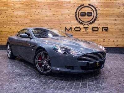 Usado Aston Martin DB9 476 CV (350 kW) 2009 Gris / plata Coupe
