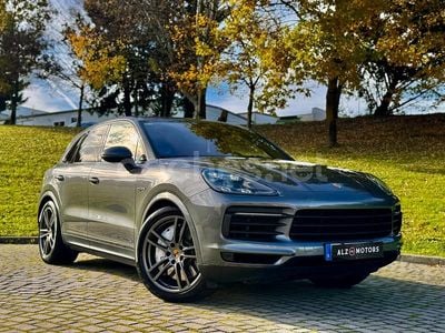 Gris / plata Usado 2020 Porsche Cayenne SUV | 53.990 € (Super precio)