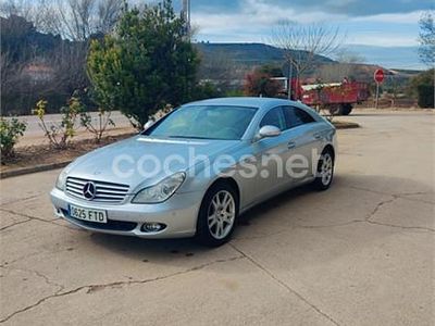 Usado Mercedes CLS320 224 CV (164 kW) 2007 Gris / plata Berlina