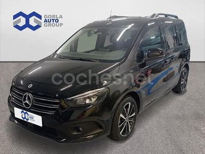 Nuevo Mercedes T180 116 CV (85 kW) 2025 Negro Monovolumen