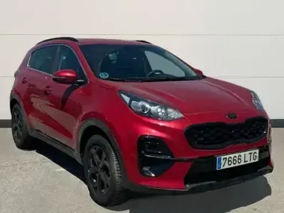 Usado Kia Sportage 132 CV (97 kW) 2021 Rojo SUV
