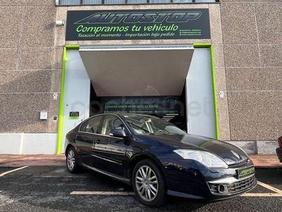 Usado Renault Laguna III Initiale 150 CV (110 kW) 2010 Azul Berlina