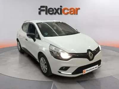 Usado Renault Clio IV Business 85 CV (62 kW) 2019 Blanco Berlina