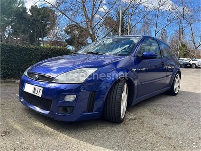 Usado Ford Focus RS 220 CV (161 kW) 2002 Azul Berlina