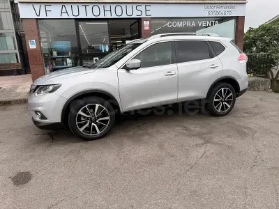 Usado Nissan X-Trail N-Connecta 177 CV (130 kW) 2017 Gris / plata SUV