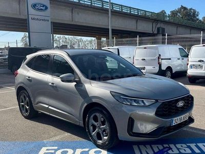 Usado Ford Kuga ST-Line 150 CV (110 kW) 2025 Gris / plata SUV