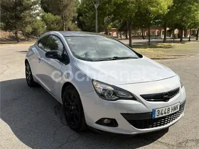Usado Opel Astra GTC