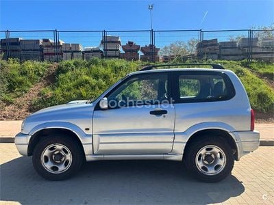Usado Suzuki Grand Vitara 110 CV (80 kW) 2005 Gris / plata SUV