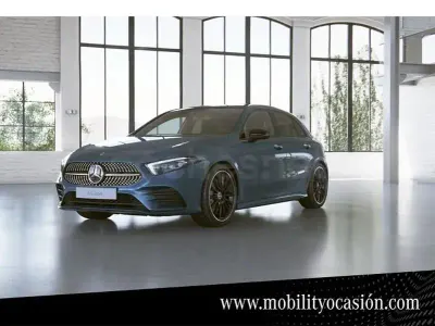 Usado Mercedes A250 218 CV (160 kW) 2022 Azul Berlina