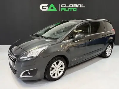 Używany Peugeot 5008