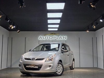 Käytetty Hyundai i20 Classic 78 HP (57 kW) 2011 Harmaa Viistoperä