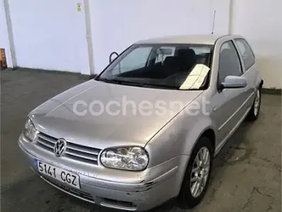 Usado VW Golf IV Advance 100 CV (73 kW) 2003 Blanco Berlina