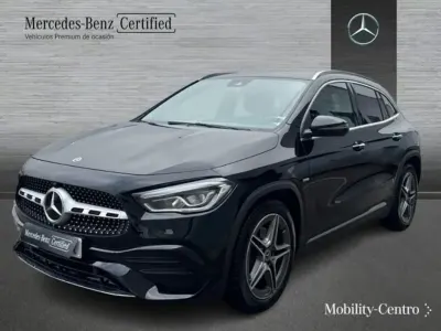 Usado Mercedes GLA200 AMG line 150 CV (110 kW) 2021 Kosmosblack  met. SUV