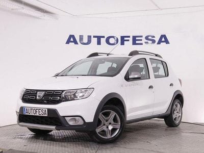 Usado Dacia Sandero Stepway 90 HP (66 kW) 2017 Branco
