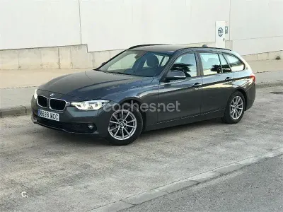 Usado BMW 320 Efficient Dynamics 163 CV (119 kW) 2018 Gris / plata Familiar