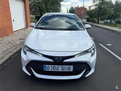 Usado Toyota Corolla Style 122 CV (89 kW) 2020 Blanco Berlina
