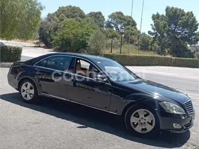 Usado Mercedes S500 306 CV (225 kW) 2006 Negro Berlina