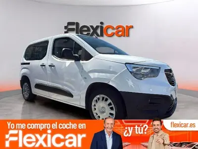 Usado Opel Combo Life Edition 102 CV (75 kW) 2021 Blanco Monovolumen