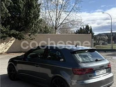Usado Audi A3 Ambition 150 CV (110 kW) 2014 Negro Berlina