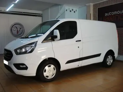 Usado Ford Transit Custom Trend 131 CV (96 kW) 2018 Blanco Van