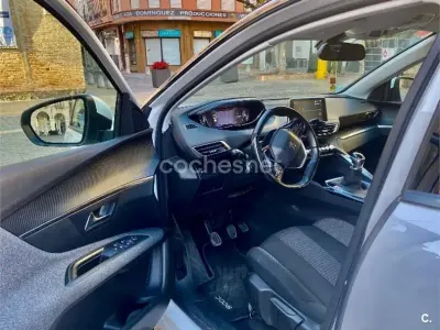Usado Peugeot 3008 Active 130 CV (95 kW) 2018 Blanco SUV