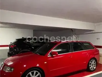Usado Audi A4 Sport 130 CV (95 kW) 2004 Rojo Familiar