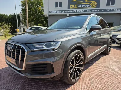 Usado Audi Q7 S-line plus 231 CV (169 kW) 2023 Gris SUV