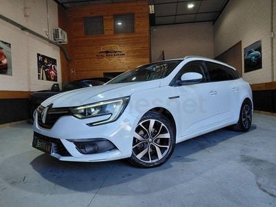Usado Renault Mégane GrandTour Intens 115 CV (84 kW) 2020 Blanco Familiar
