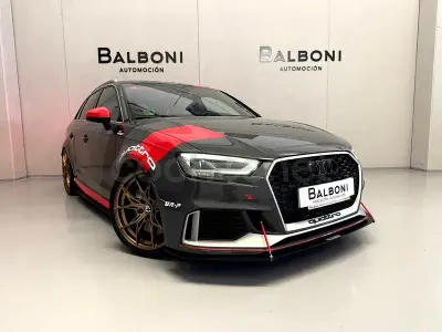 Usado Audi RS3 400 CV (294 kW) 2018 Gris / plata Berlina