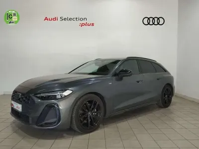 Usado Audi A5 204 CV (150 kW) 2025 Gris Familiar