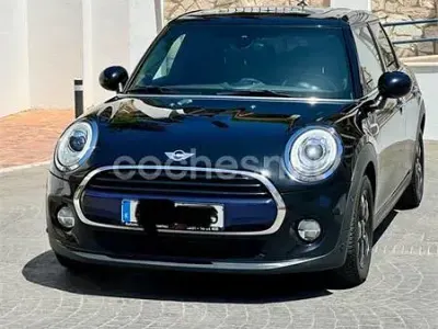Usado Mini Cooper D 116 CV (85 kW) 2017 Negro Utilitario