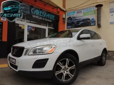 Usado Volvo XC60 Momentum 136 CV (100 kW) 2012 Blanco SUV
