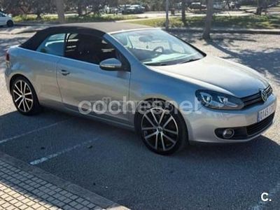 Usado VW Golf Cabriolet 140 CV (102 kW) 2012 Gris / plata Descapotable