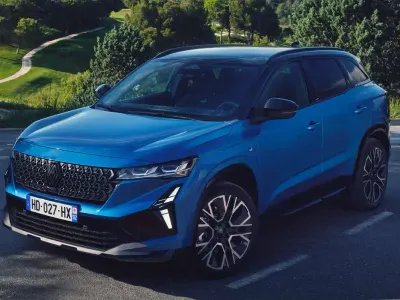 Usado Renault Austral Iconic Esprit Alpine 200 CV (147 kW) 2023 Gris SUV