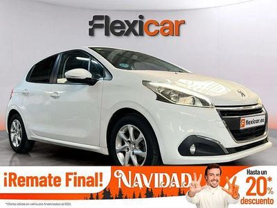 Blanco Usado 2015 Peugeot 208 Active Utilitario | 7890 € (Precio justo)