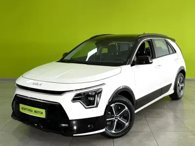Usado Kia Niro 129 CV (94 kW) 2025 Blanco SUV