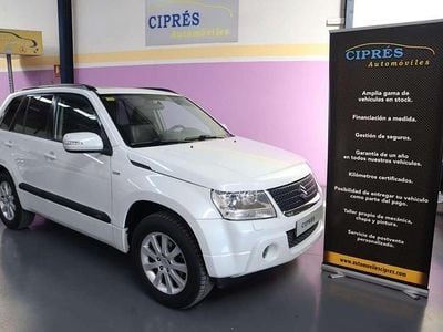 Blanco Usado 2010 Suzuki Grand Vitara City SUV | 14.900 € (Un poco caro)