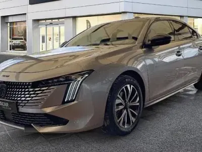 Usado Peugeot 508 Allure 131 CV (96 kW) 2024 Gris