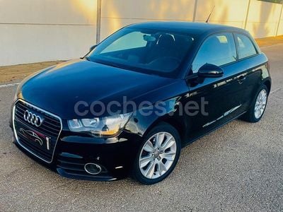 Negro Usado 2011 Audi A1 Ambition Berlina | 6900 € (Precio justo)
