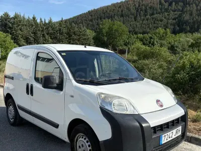 Usado Fiat Fiorino 80 CV (58 kW) 2016 Blanco Monovolumen